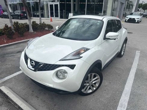 Used 2016 Nissan Juke SL FWD image 1