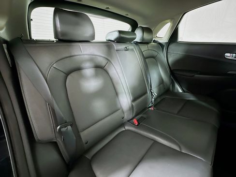 Used 2023 Hyundai Kona Limited image 27