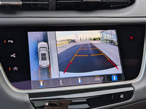 New 2026 Cadillac XT5 Premium Luxury w/ LPO, Floor Liner Package AWD/4WD image 27