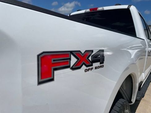 Used 2024 Ford F250 Lariat w/ Sport Appearance Package AWD/4WD image 8