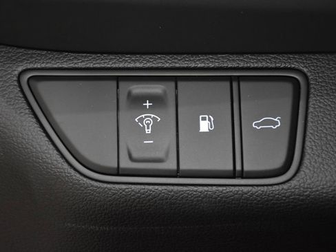 New 2026 Genesis G70 2.5T RWD image 9