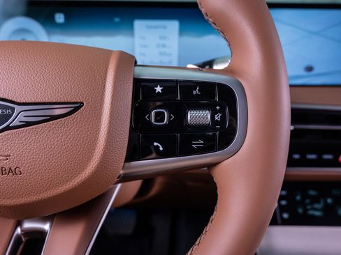 New 2026 Genesis GV70 2.5T Advanced image 23