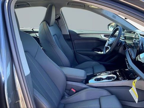 New 2026 Audi A6 Premium Plus image 7