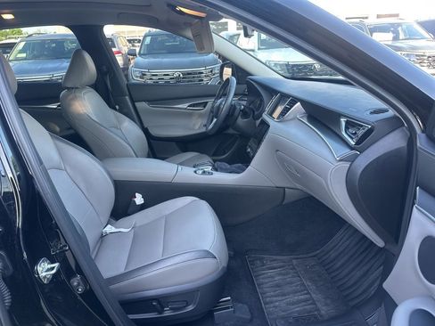 Used 2024 INFINITI QX50 Luxe FWD image 20