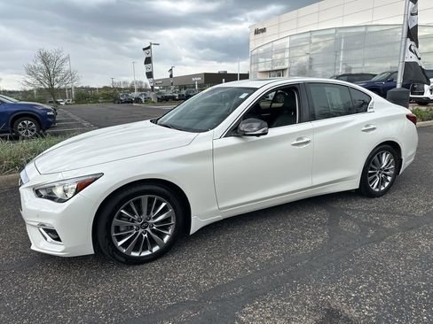 Used 2023 INFINITI Q50 Luxe w/ Cargo Package image 9
