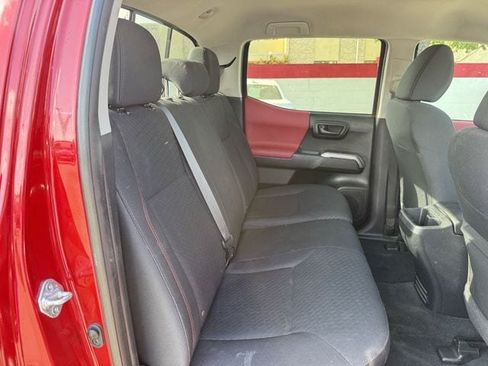 Used 2021 Toyota Tacoma SR5 RWD image 30
