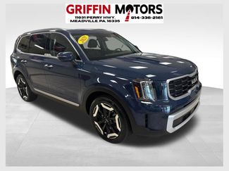 Used 2025 Kia Telluride S AWD/4WD video 1