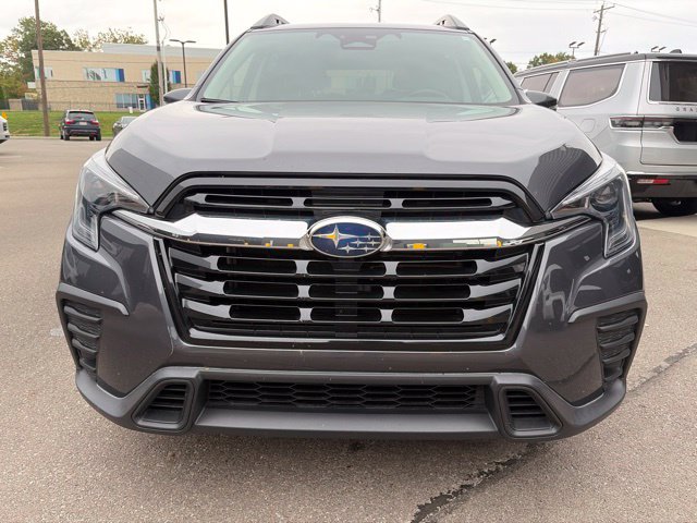 Used 2023 Subaru Ascent Premium w/ Convenience Package AWD/4WD image 4