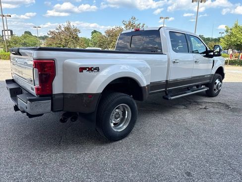 Used 2017 Ford F350 King Ranch w/ Tow Technology Bundle AWD/4WD image 13