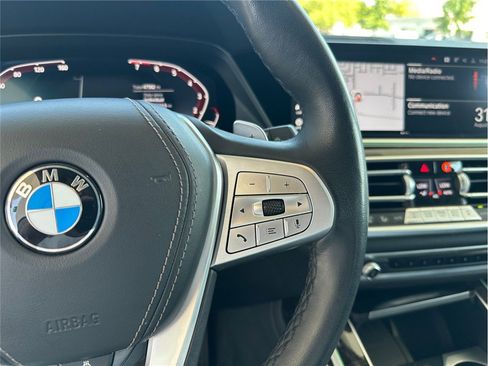 Used 2021 BMW X7 xDrive40i w/ Premium Package AWD/4WD image 24