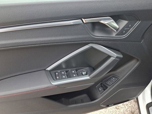 Certified 2025 Audi Q3 2.0T Premium Plus w/ Premium Plus Package image 13