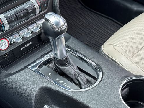 Used 2015 Ford Mustang Premium RWD image 32