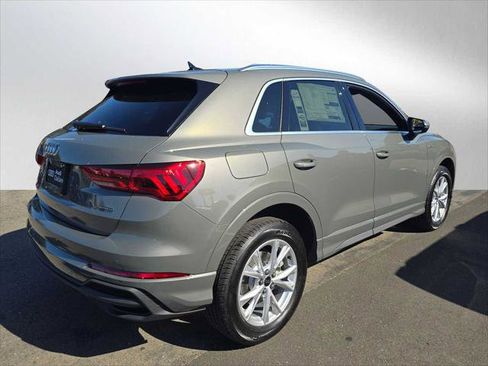 New 2025 Audi Q3 2.0T Premium image 3