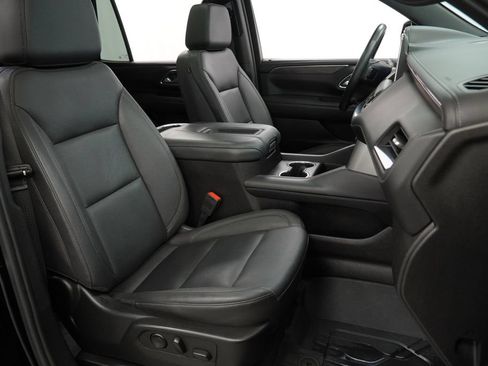 Certified 2023 Chevrolet Tahoe Z71 w/ Luxury Package AWD/4WD image 35