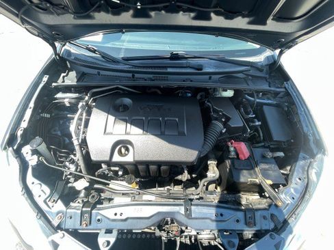 Used 2016 Toyota Corolla LE image 19