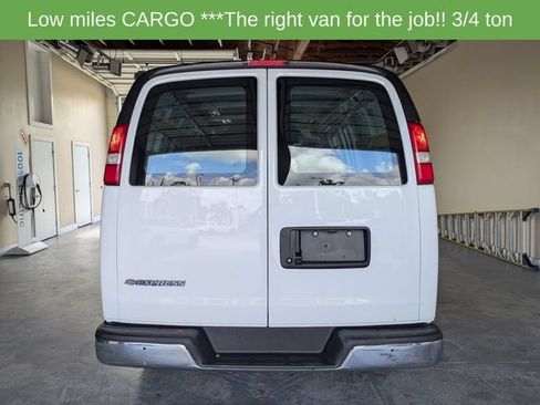 Used 2025 Chevrolet Express 2500 w/ Driver Convenience Package RWD image 5