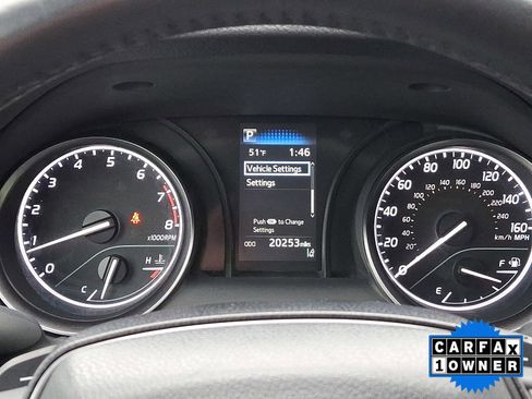 Used 2023 Toyota Camry SE image 25