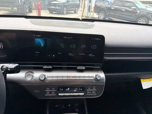 Certified 2024 Hyundai Kona SEL FWD image 18