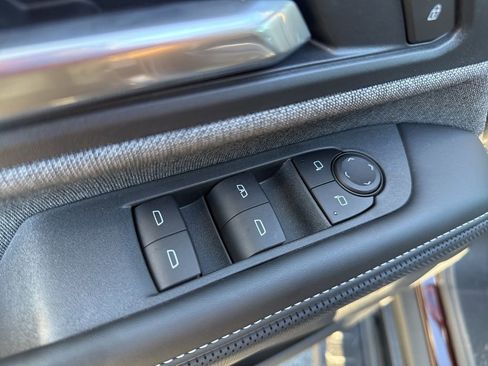 New 2026 GMC Sierra EV Elevation w/ LPO, Elevation Dark Package image 20