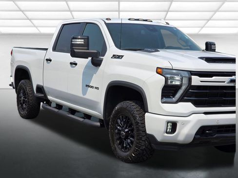 Certified 2024 Chevrolet Silverado 2500 LTZ w/ LTZ Plus Package AWD/4WD image 50