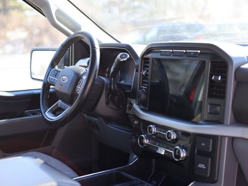 Certified 2022 Ford F150 XLT w/ Equipment Group 302A High image 10