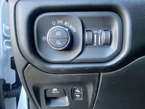 Used 2026 RAM 1500 Big Horn AWD/4WD image 15