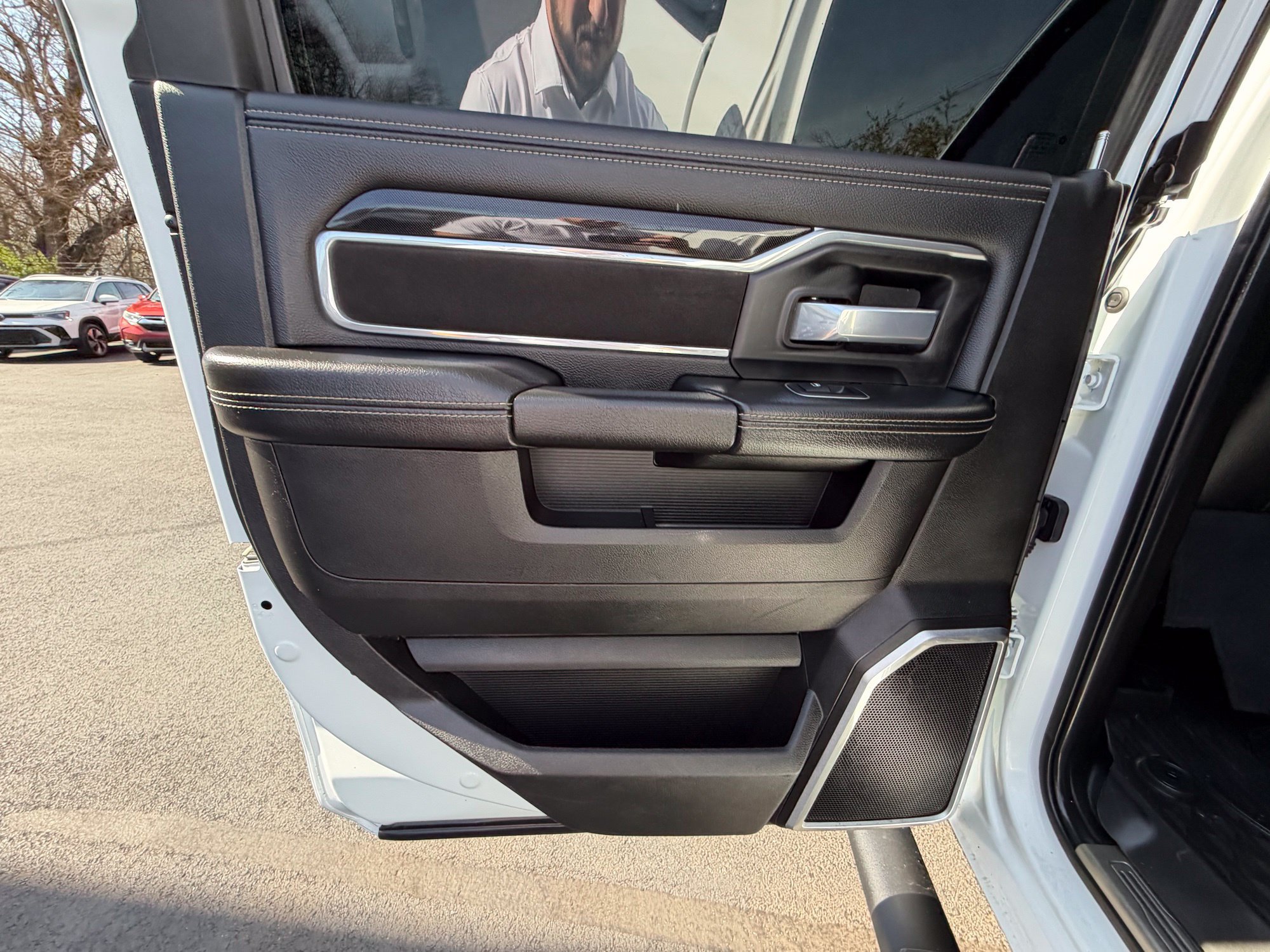 Used 2022 RAM 2500 Laramie w/ Night Edition AWD/4WD image 16