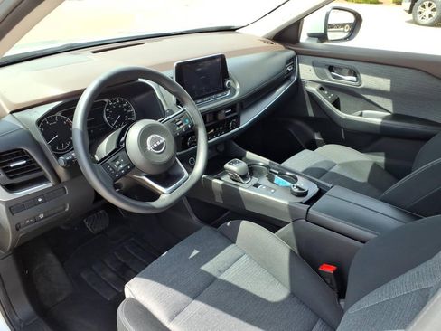 Used 2023 Nissan Rogue SV AWD/4WD image 21