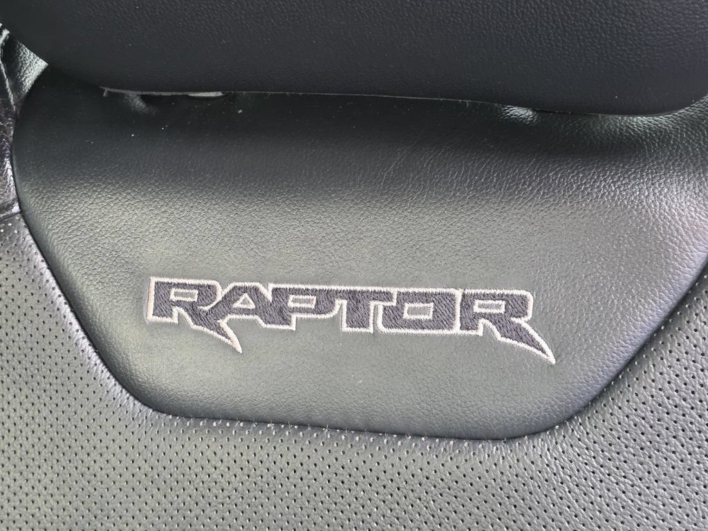 Used 2018 Ford F150 Raptor w/ Equipment Group 801A Mid AWD/4WD image 7
