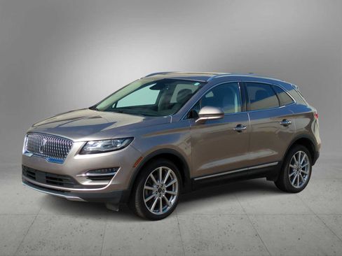 Used 2019 Lincoln MKC Reserve w/ MKC Climate Package image 4