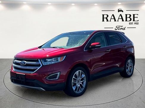 Used 2018 Ford Edge Titanium w/ Equipment Group 301A AWD/4WD image 10