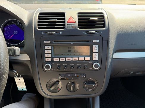 Used 2008 Volkswagen GTI 2-Door FWD image 28