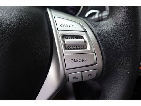Used 2015 Nissan Rogue SV AWD/4WD image 11