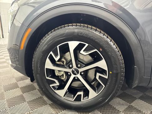 Certified 2023 Kia Sportage EX FWD image 44