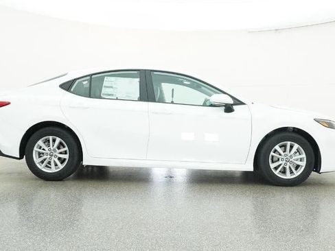 New 2026 Toyota Camry LE image 27