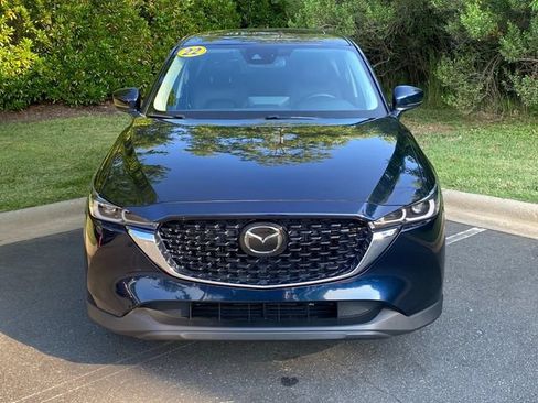 Used 2022 MAZDA CX-5 AWD 2.5 S w/ Premium Package image 2