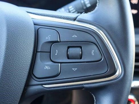 Certified 2025 Buick Encore GX Preferred image 21