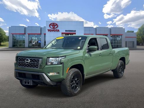 Used 2022 Nissan Frontier SV w/ Technology Package AWD/4WD image 1