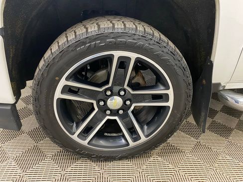 Used 2016 Chevrolet Silverado 1500 High Country image 7