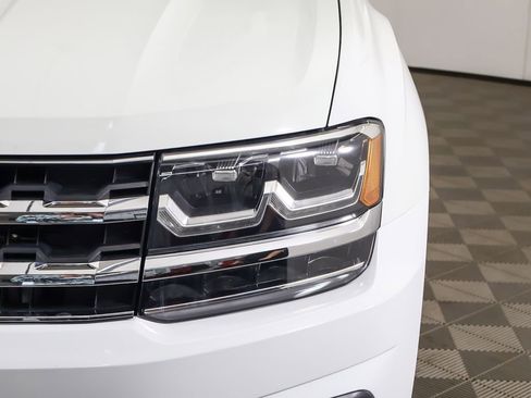 Used 2020 Volkswagen Atlas SE w/ Panoramic Sunroof Package image 16