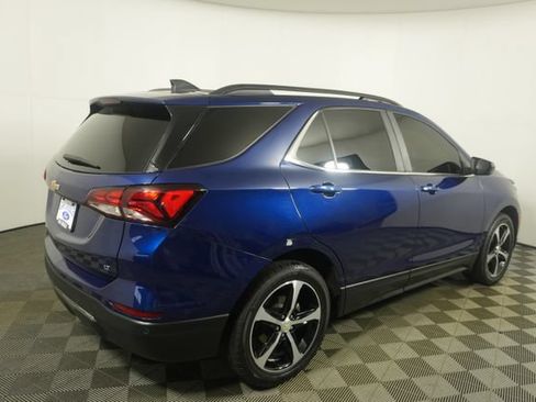 Used 2022 Chevrolet Equinox LT FWD image 3