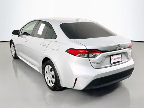 Used 2025 Toyota Corolla LE FWD image 9