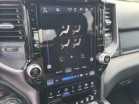 Used 2023 RAM 1500 Big Horn AWD/4WD image 35