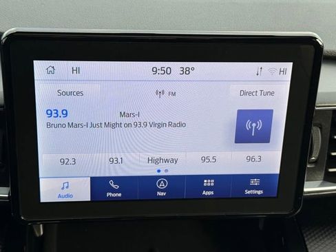 Certified 2023 Ford Explorer ST-Line w/ Class IV Trailer Tow Package image 12