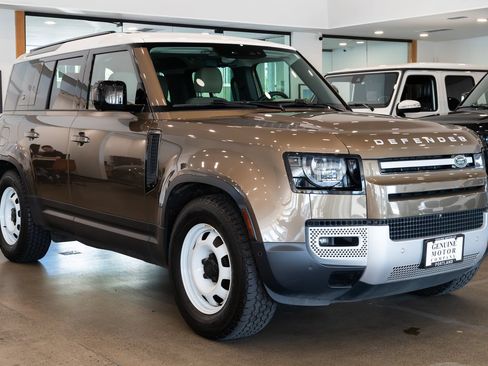 Used 2024 Land Rover Defender 110 S AWD/4WD image 3