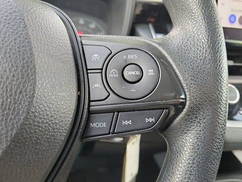 Used 2023 Toyota Corolla LE FWD image 23