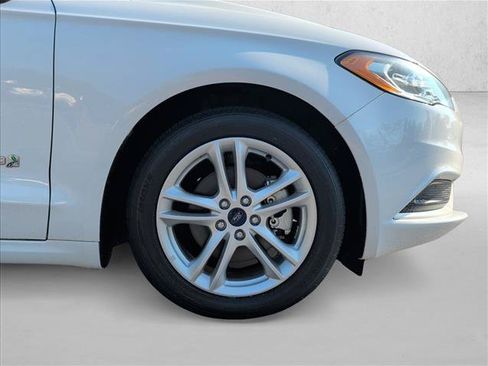 Used 2018 Ford Fusion S FWD image 29