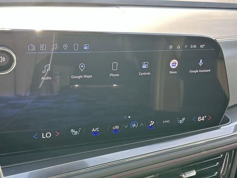 Used 2025 Chevrolet Suburban RST image 41