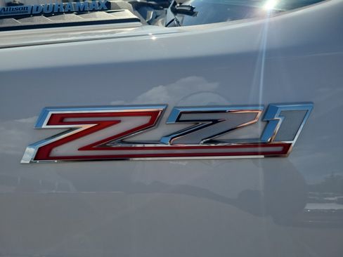 Used 2022 Chevrolet Silverado 2500 LTZ AWD/4WD image 16