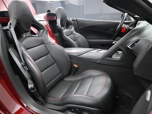 Used 2019 Chevrolet Corvette Z06 RWD image 30